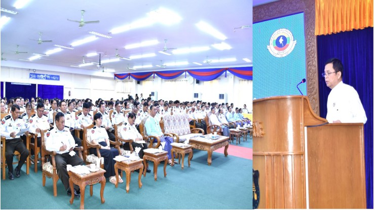 ပြည်ထောင်စုဝန်ကြီး ဦးမြင့်ကြိုင်၊ လူဝင်မှုကြီးကြပ်ရေးနှင့်ပြည်သူ့အင်အားဝန်ကြီးဌာနနှင့် အဂတိလိုက်စားမှု တိုက်ဖျက်ရေးကော်မရှင်တို့ ပူးပေါင်းကျင်းပသည့် အဂတိလိုက်စားမှု တိုက်ဖျက်ရေးဆိုင်ရာ အသိပညာပေး ရှင်းလင်းဆွေးနွေးပွဲသို့ တက်ရောက်၊ အဂတိလိုက်စားမှုတိုက်ဖျက်ရေး လုပ်ငန်းများတွင် ပူးပေါင်းပါဝင်ကြရေး တိုက်တွန်းမှာကြား