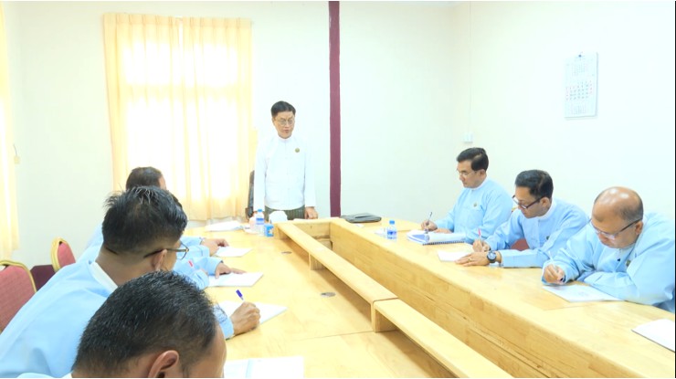 အဂတိလိုက်စားမှုတိုက်ဖျက်ရေးကော်မရှင်ဥက္ကဋ္ဌ ဦးလွင်ဦးသည် ကော်မရှင်ရုံးခွဲ(တောင်ကြီး)ရှိ ဝန်ထမ်းများအား တွေ့ဆုံခြင်း