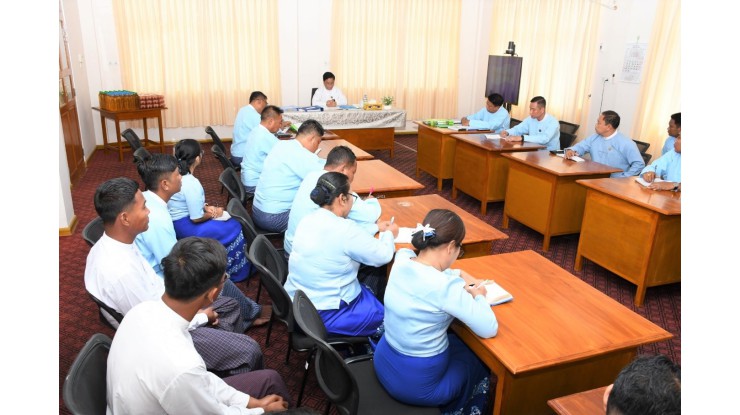 အဂတိလိုက်စားမှုတိုက်ဖျက်ရေးကော်မရှင်ဥက္ကဋ္ဌ ဦးလွင်ဦး ကော်မရှင်ရုံးခွဲ(မန္တလေး)သို့ သွားရောက်၍ ဝန်ထမ်းများအားတွေ့ဆုံအမှာစကားပြောကြားခြင်းနှင့် လုပ်ငန်းဆောင်ရွက်မှု အခြေအနေများအား ကြည့်ရှုစစ်ဆေးခြင်း