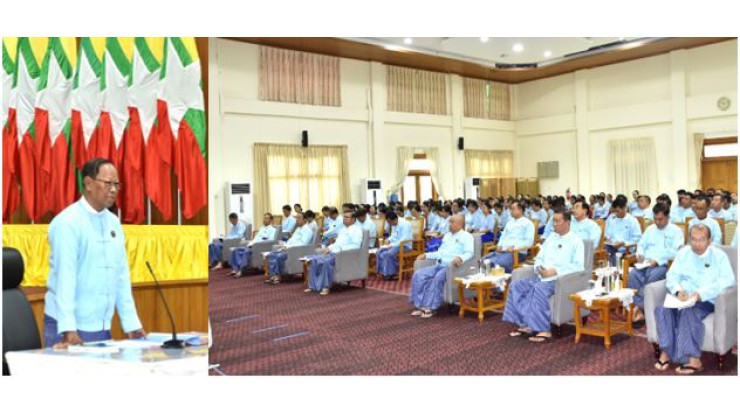 အဂတိလိုက်စားမှုတိုက်ဖျက်ရေးကော်မရှင်ဥက္ကဋ္ဌ ဦးစစ်အေး ပညာသင်ထောက်ပံ့ငွေပေးအပ်ပွဲနှင့်ဝန်ထမ်းများတွေ့ဆုံပွဲကျင်းပ 