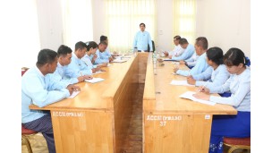 အဂတိလိုက်စားမှုတိုက်ဖျက်ရေးကော်မရှင်ဥက္ကဋ္ဌ ဦးစိုးသိန်းသည် ကော်မရှင်ရုံးခွဲ(မော်လမြိုင်)ရှိ ဝန်ထမ်းများအား တွေ့ဆုံခြင်း
