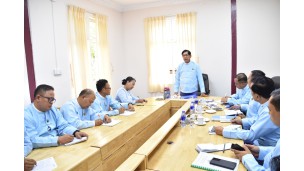 အဂတိလိုက်စားမှုတိုက်ဖျက်ရေးကော်မရှင် ဥက္ကဋ္ဌ ဦးစိုးသိန်း သည် ကော်မရှင်ရုံးခွဲ(တောင်ကြီး)ရှိ ဝန်ထမ်းများအား တွေ့ဆုံခြင်း
