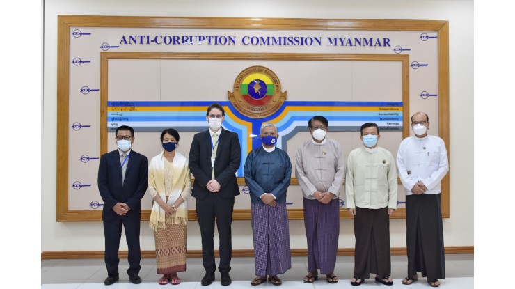 အဂတိလိုက်စားမှုတိုက်ဖျက်ရေးကော်မရှင် ဥက္ကဋ္ဌ ဦးအောင်ကြည် မြန်မာနိုင်ငံဆိုင်ရာ UNODC Country Manager ဖြစ်သူ Mr. Benedikt Hofmann အား လက်ခံတွေ့ဆုံခြင်း